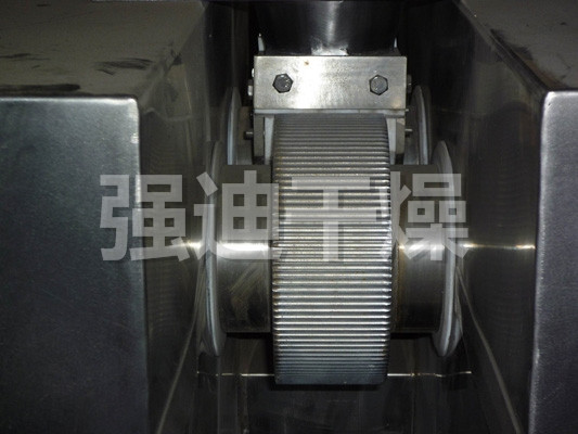 GZL系列干法辗压造粒机